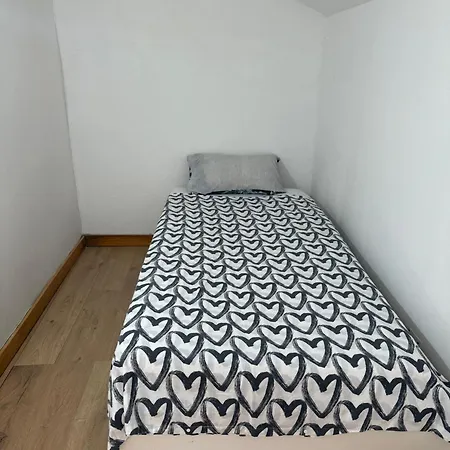 Marques Budget Rooms-2